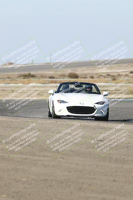 media/Nov-10-2025-Private Event (Mon) [[7fd464aee1]]/Novice/Session 3 (Sunset)/